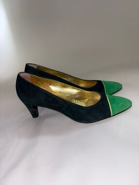 VINTAGE‎ Escada Black Suede Pumps with Green Toe and Gold Interior Size 10